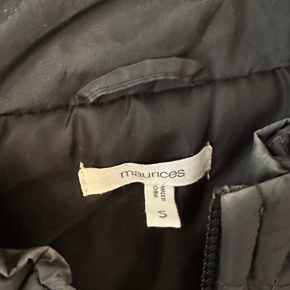 Black and white Buffalo plaid vest - Picture 3 of 3